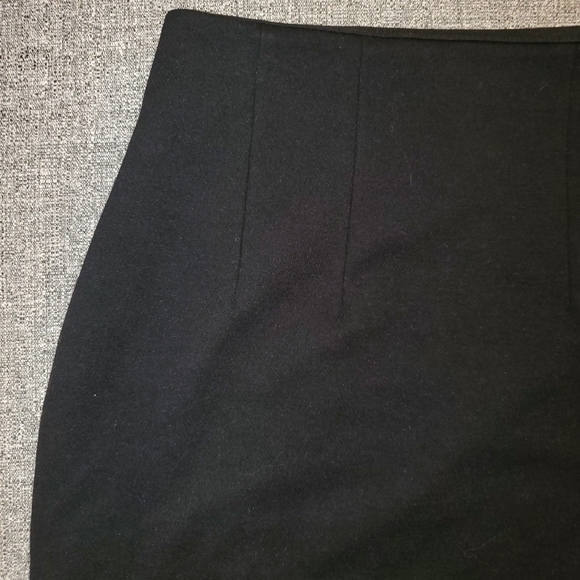 Oak + Fort Black Mini Skirt - Picture 4 of 10